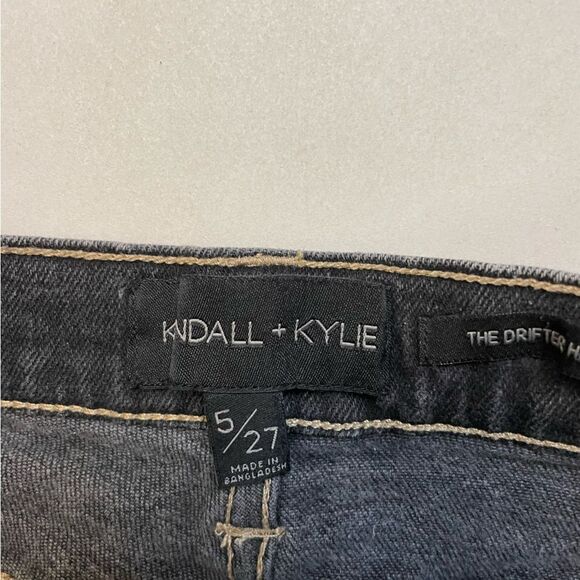 Kendall &Kylie The Drifter High Rise Denim Jean Shorts Women Size 27 Or 5 - Picture 3 of 6